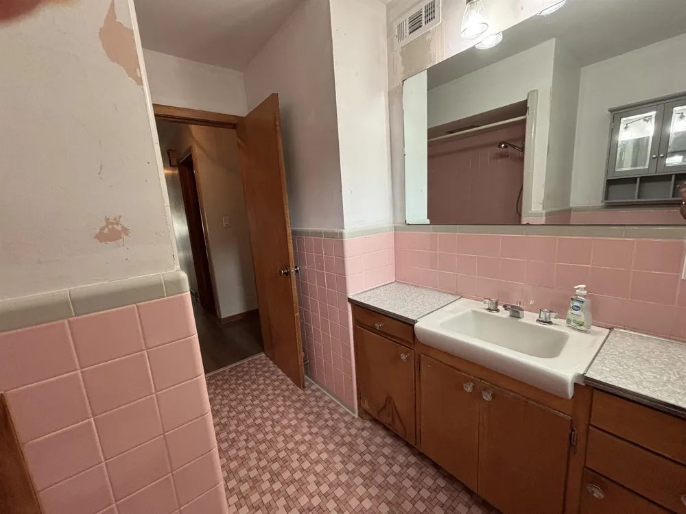 128 Beyerlein Street Frankenmuth City, MI 48734
