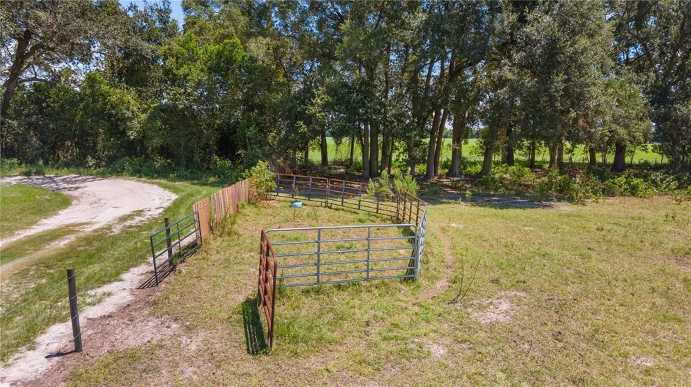 NW 65TH AVENUE Trenton, FL 32693
