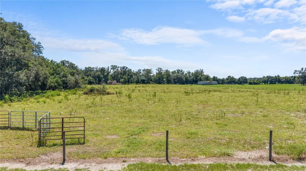 NW 65TH AVENUE Trenton, FL 32693
