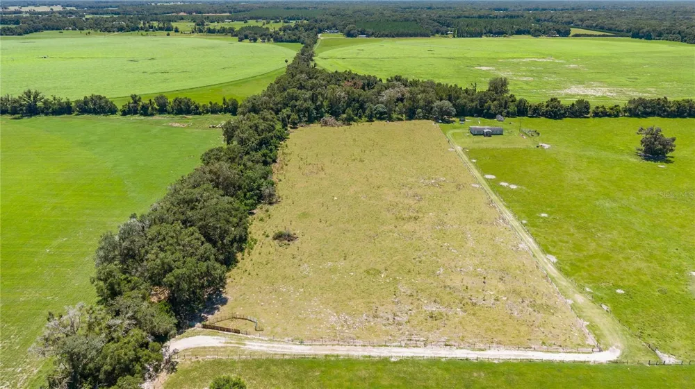 NW 65TH AVENUE Trenton, FL 32693