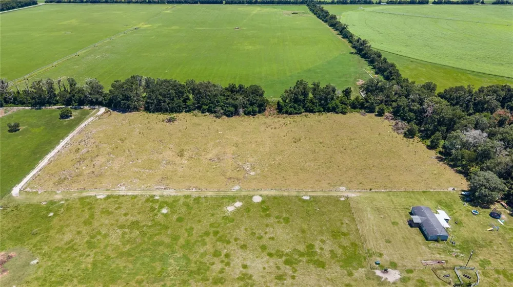 NW 65TH AVENUE Trenton, FL 32693