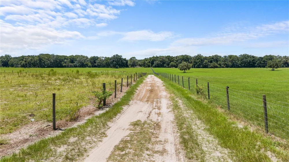 NW 65TH AVENUE Trenton, FL 32693