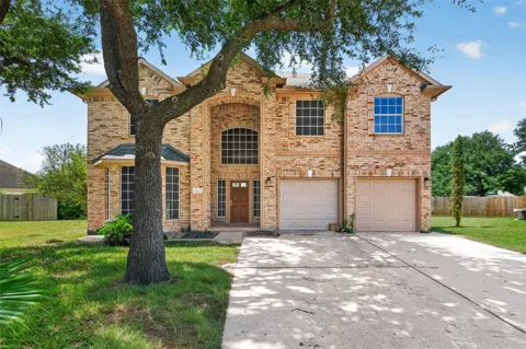 2210 Laurel River Bend