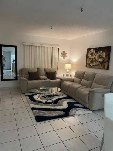 250 181st Dr #111