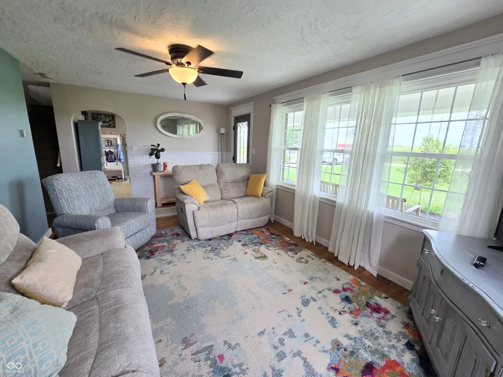 5399 E Range Road Shelbyville, IN 46176