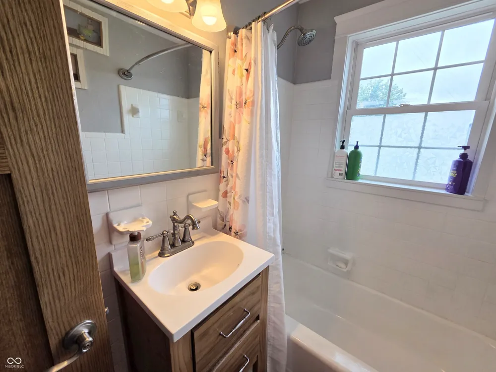 5399 E Range Road Shelbyville, IN 46176