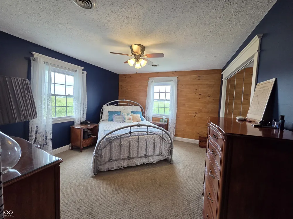 5399 E Range Road Shelbyville, IN 46176