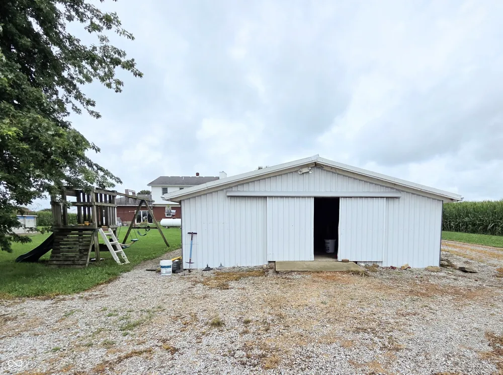 5399 E Range Road Shelbyville, IN 46176