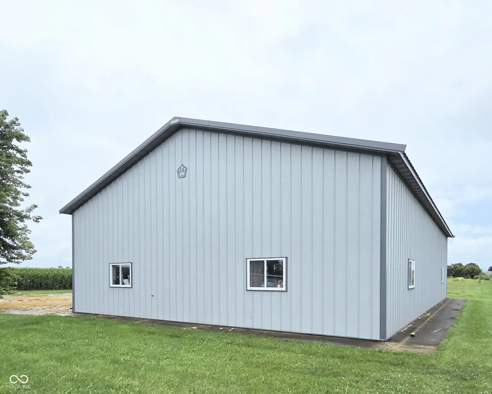 5399 E Range Road Shelbyville, IN 46176