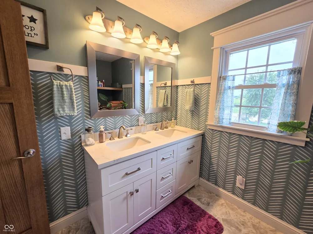 5399 E Range Road Shelbyville, IN 46176