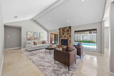 619 Rancho Bauer Drive
