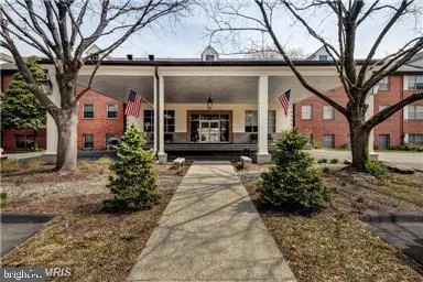 5301 WESTBARD CIRCLE #346 Bethesda, MD 20816