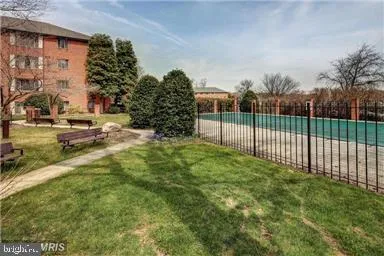 5301 WESTBARD CIRCLE #346 Bethesda, MD 20816