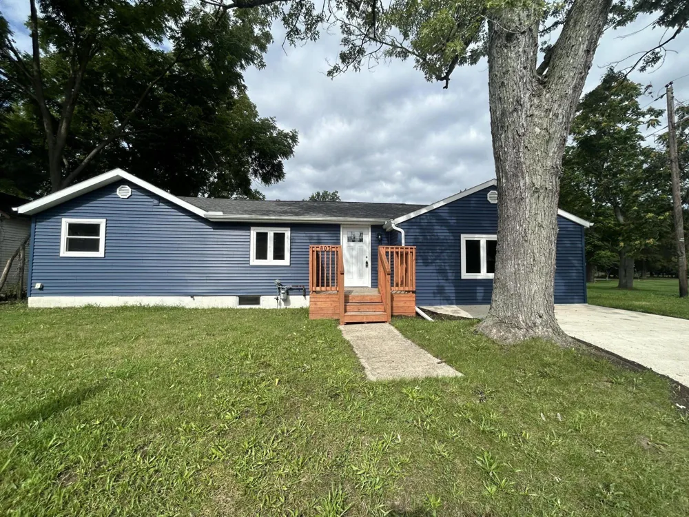 803 Enterprise Street Buchanan City, MI 49107