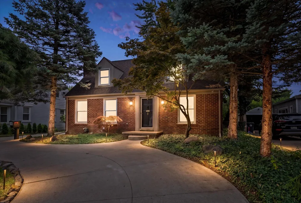 14041 Vernon Street Oak Park City, MI 48237