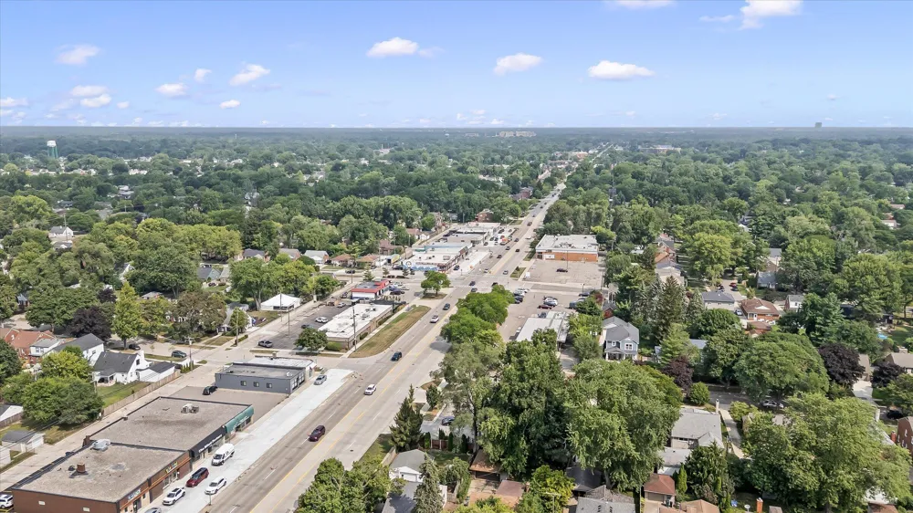 14041 Vernon Street Oak Park City, MI 48237