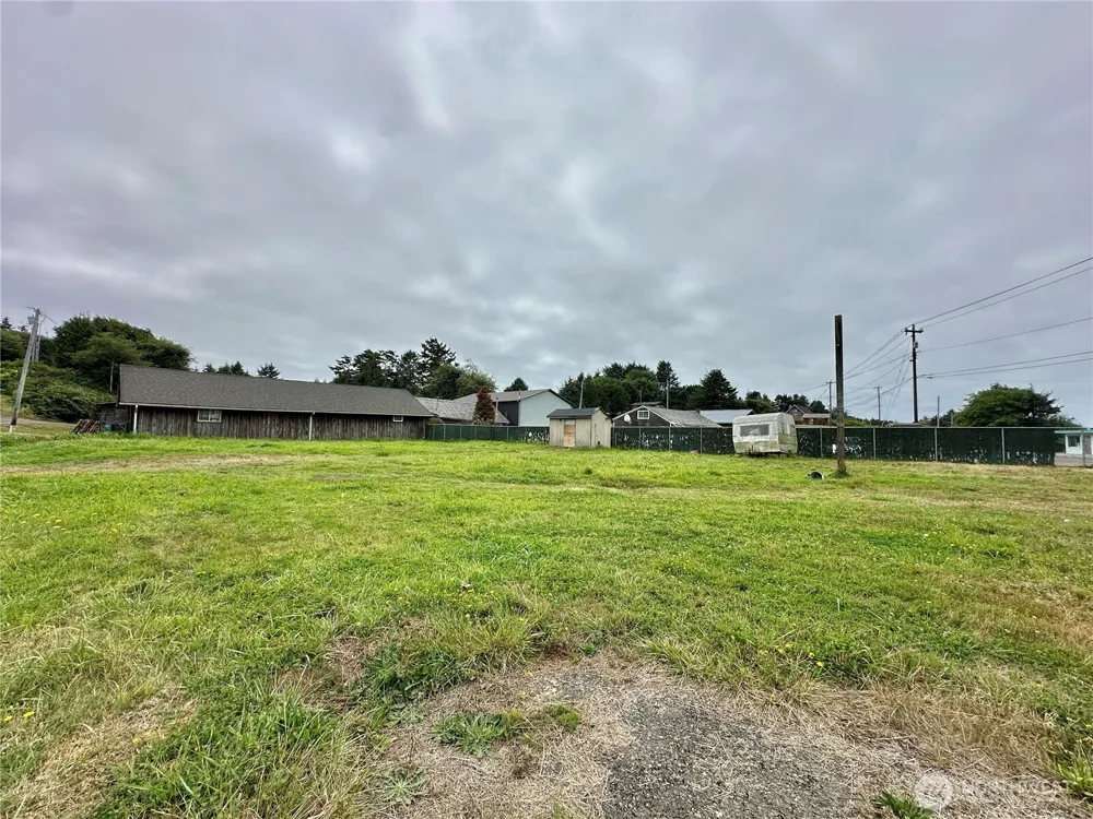 3142 State Route 109 Copalis Beach, WA 98535