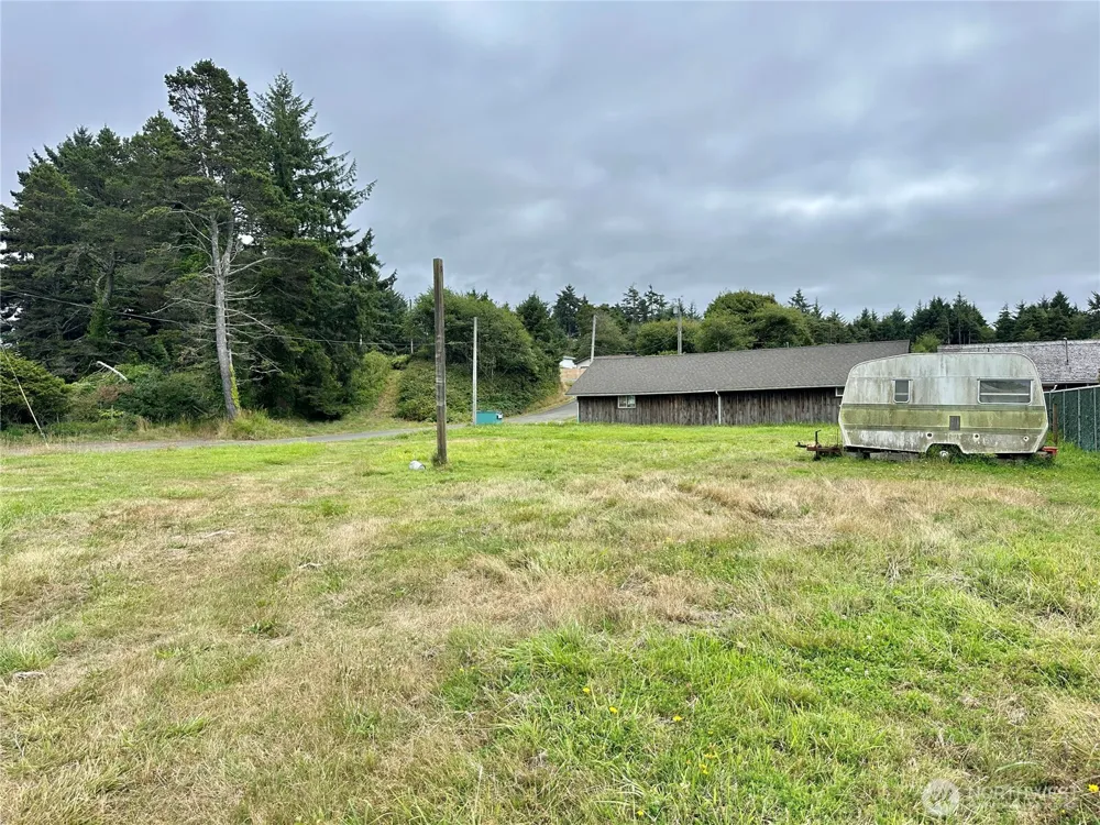 3142 State Route 109 Copalis Beach, WA 98535