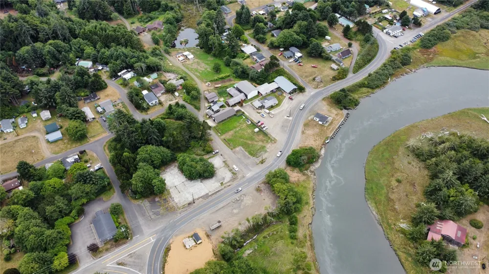 3142 State Route 109 Copalis Beach, WA 98535