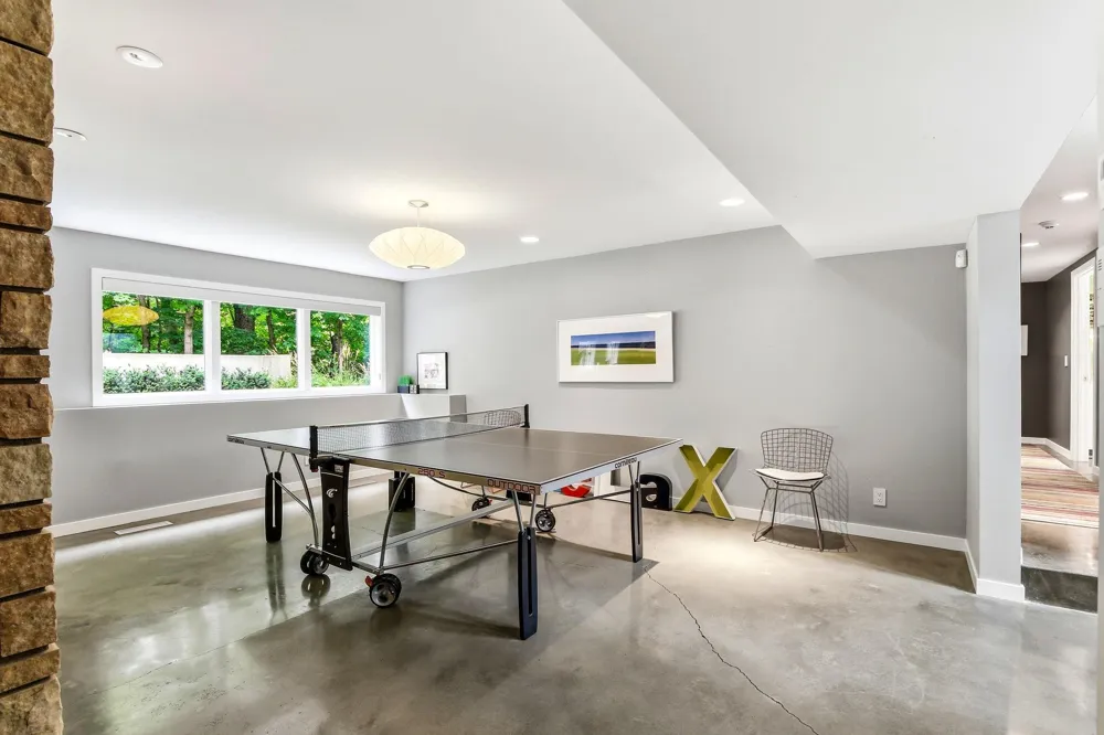 20650 Bayview Court Excelsior, MN 55331