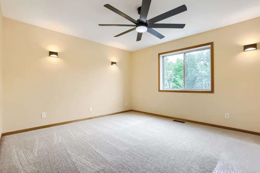 22541 Monroe Street NE East Bethel, MN 55011