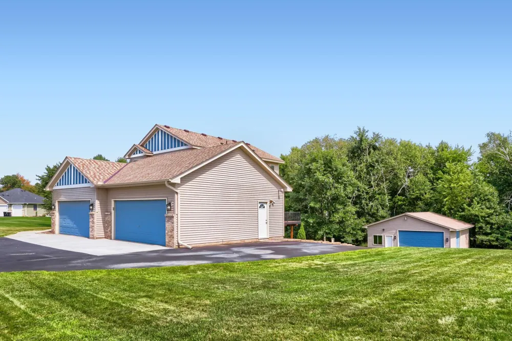 22541 Monroe Street NE East Bethel, MN 55011