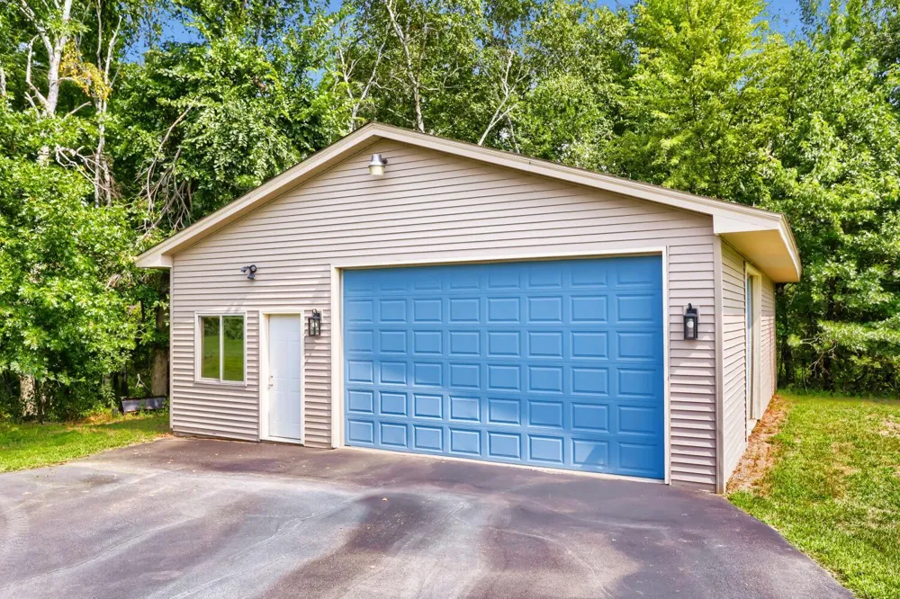 22541 Monroe Street NE East Bethel, MN 55011