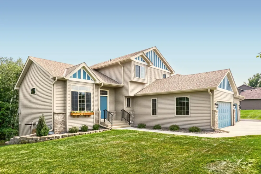 22541 Monroe Street NE East Bethel, MN 55011