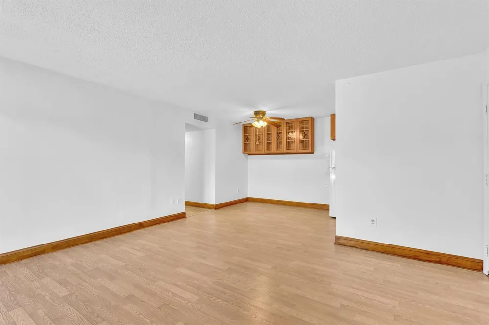 10701 W CLAIRMONT CIRCLE #109 Tamarac, FL 33321