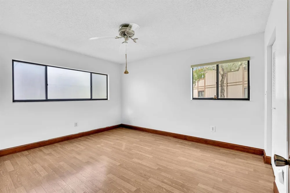 10701 W CLAIRMONT CIRCLE #109 Tamarac, FL 33321