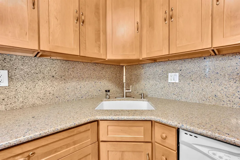 10701 W CLAIRMONT CIRCLE #109 Tamarac, FL 33321