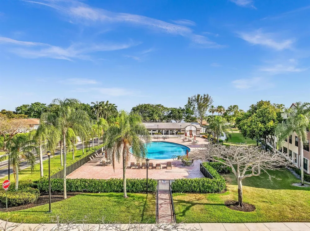 10701 W CLAIRMONT CIRCLE #109 Tamarac, FL 33321