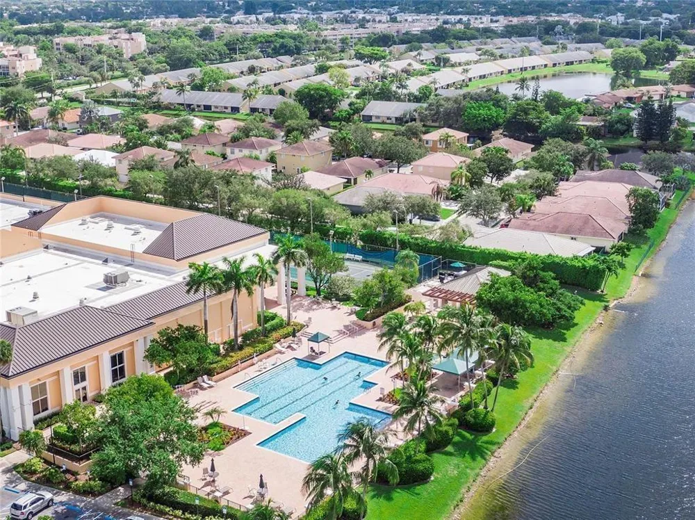 10701 W CLAIRMONT CIRCLE #109 Tamarac, FL 33321