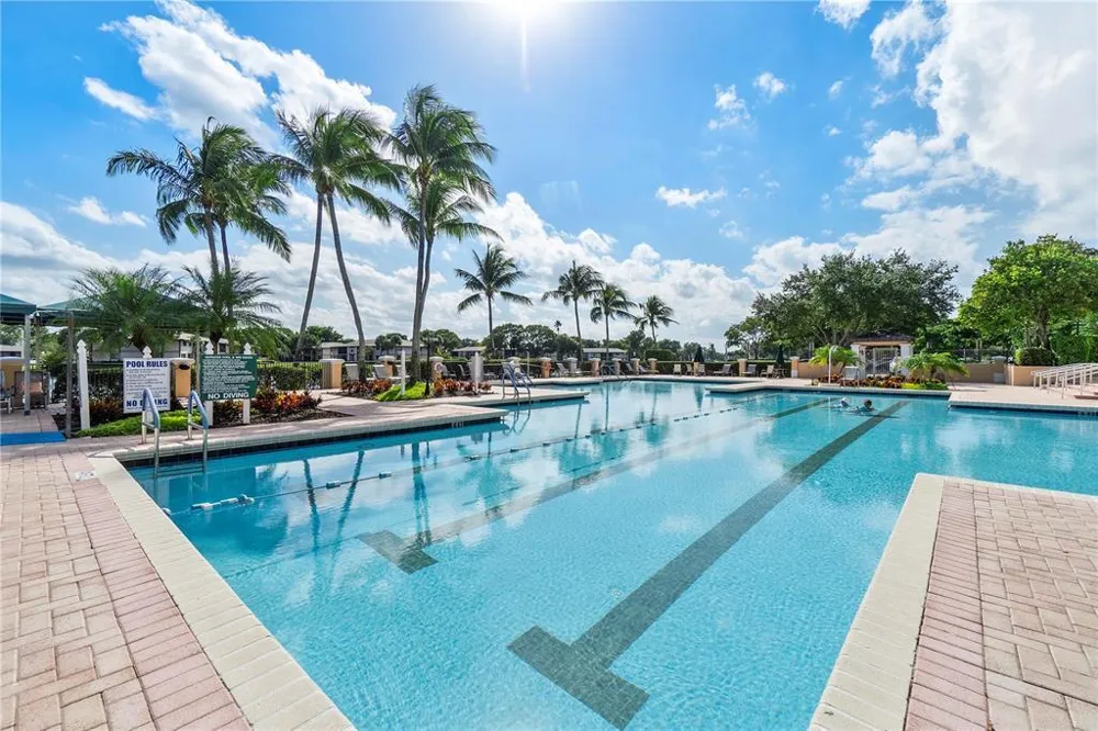 10701 W CLAIRMONT CIRCLE #109 Tamarac, FL 33321