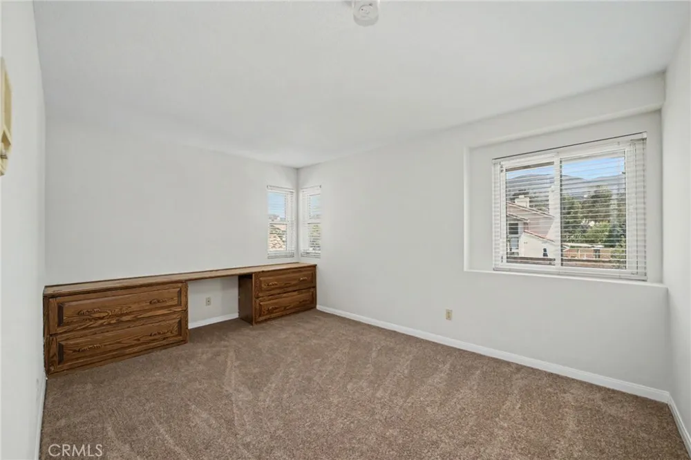 6107 Meadow Lark Drive La Verne, CA 91750