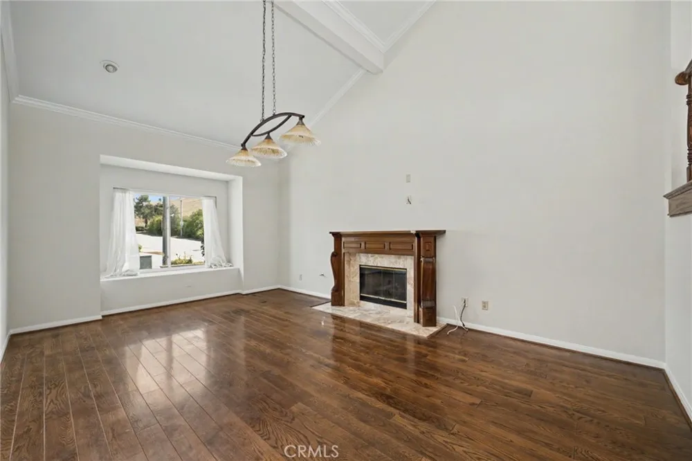 6107 Meadow Lark Drive La Verne, CA 91750