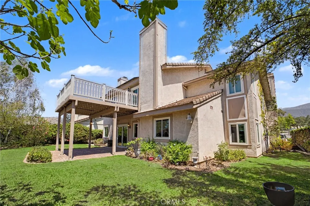 6107 Meadow Lark Drive La Verne, CA 91750