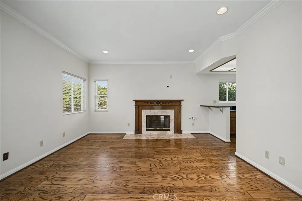 6107 Meadow Lark Drive La Verne, CA 91750
