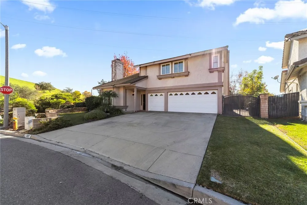 6107 Meadow Lark Drive La Verne, CA 91750