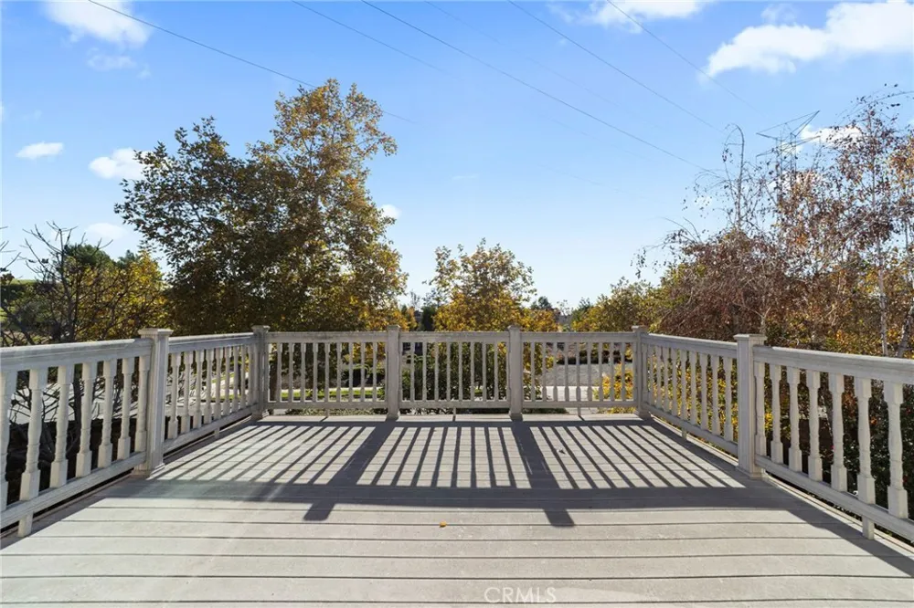 6107 Meadow Lark Drive La Verne, CA 91750