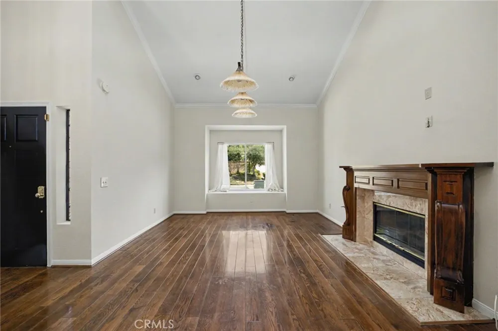 6107 Meadow Lark Drive La Verne, CA 91750
