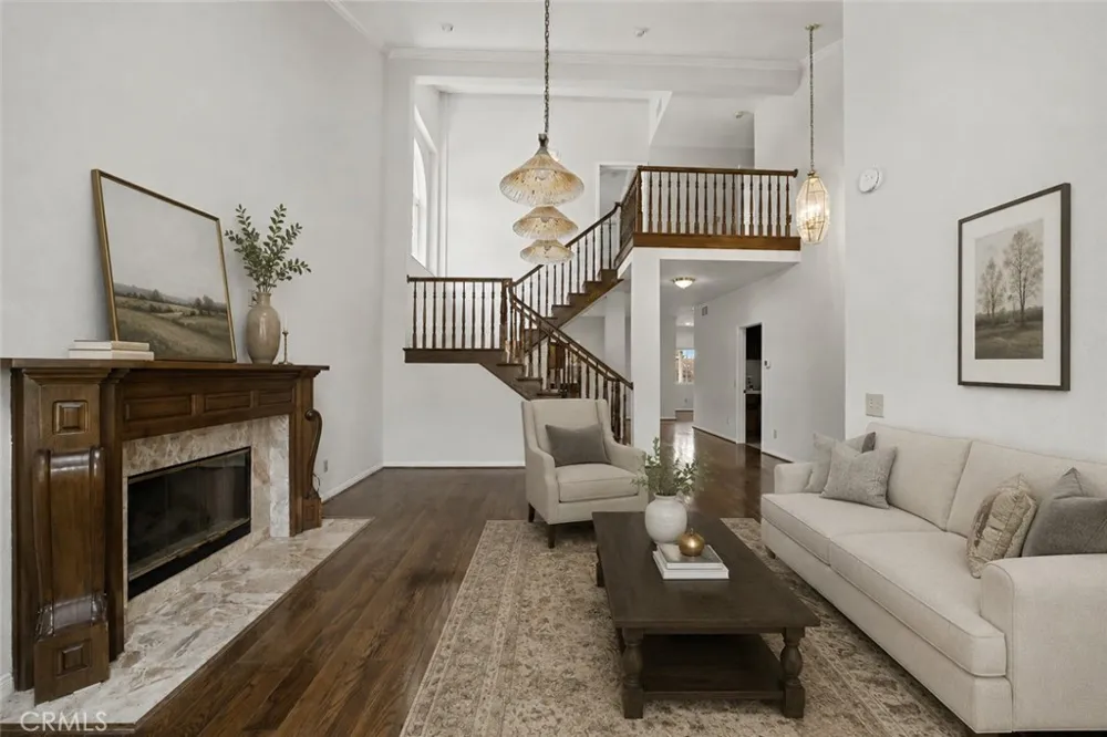 6107 Meadow Lark Drive La Verne, CA 91750