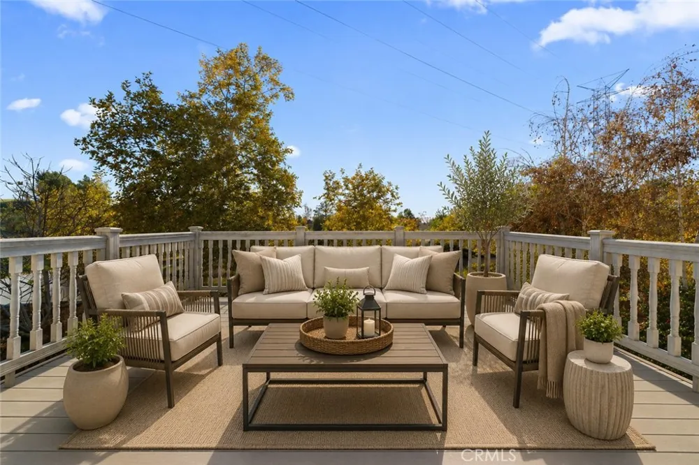 6107 Meadow Lark Drive La Verne, CA 91750