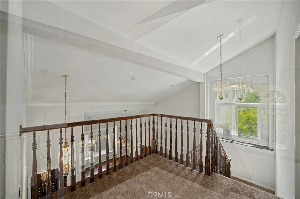 6107 Meadow Lark Drive La Verne, CA 91750