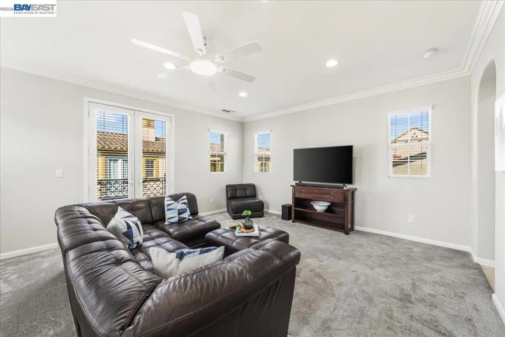 3019 Sweetviolet Dr San Ramon, CA 94582