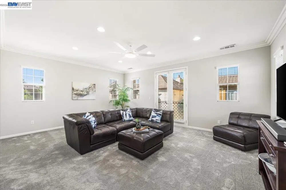 3019 Sweetviolet Dr San Ramon, CA 94582