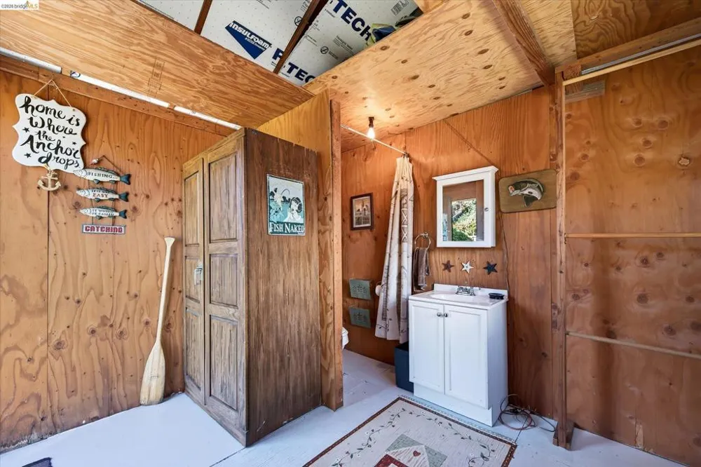 50 Taylor Pl Bethel Island, CA 94511