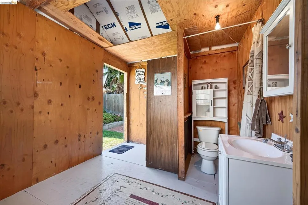 50 Taylor Pl Bethel Island, CA 94511