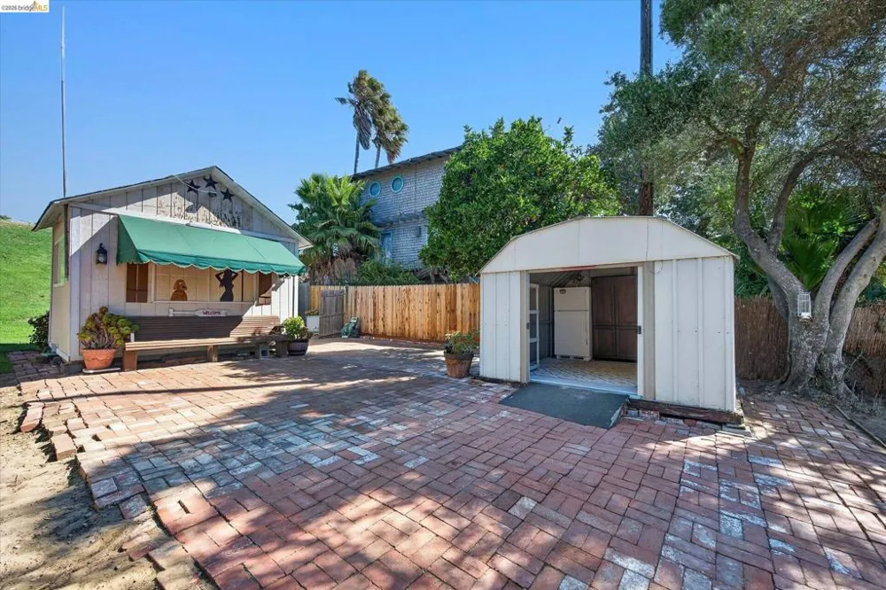 50 Taylor Pl Bethel Island, CA 94511