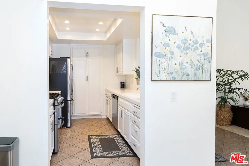 630 Kingswood Lane #A Simi Valley, CA 93065